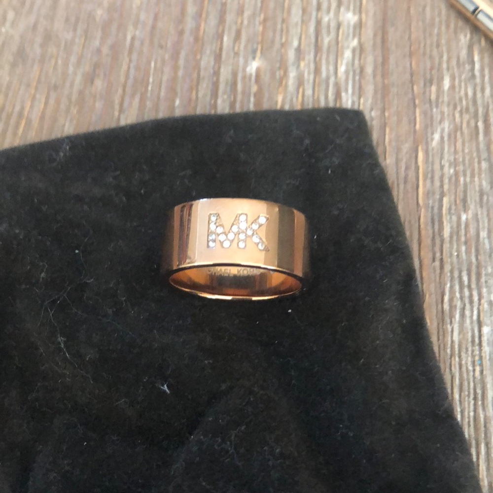 Michael Kors ring